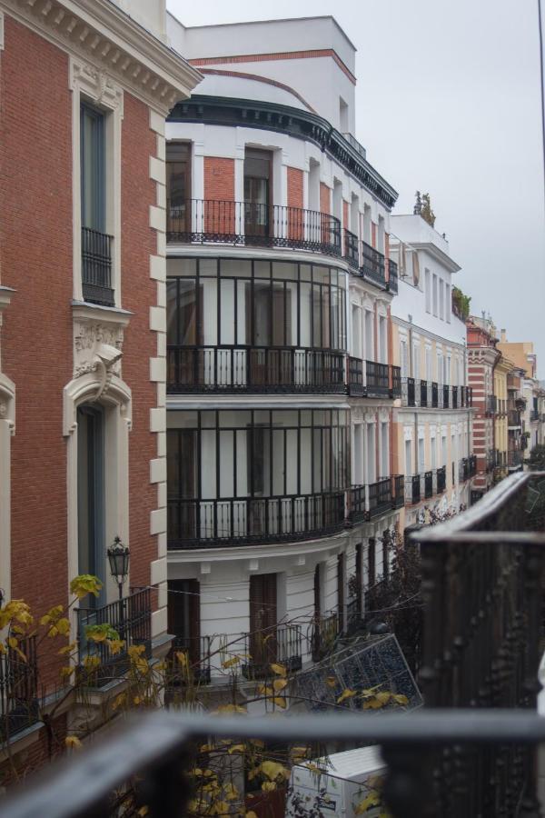 Hostal Santa Ana Colors مدريد المظهر الخارجي الصورة