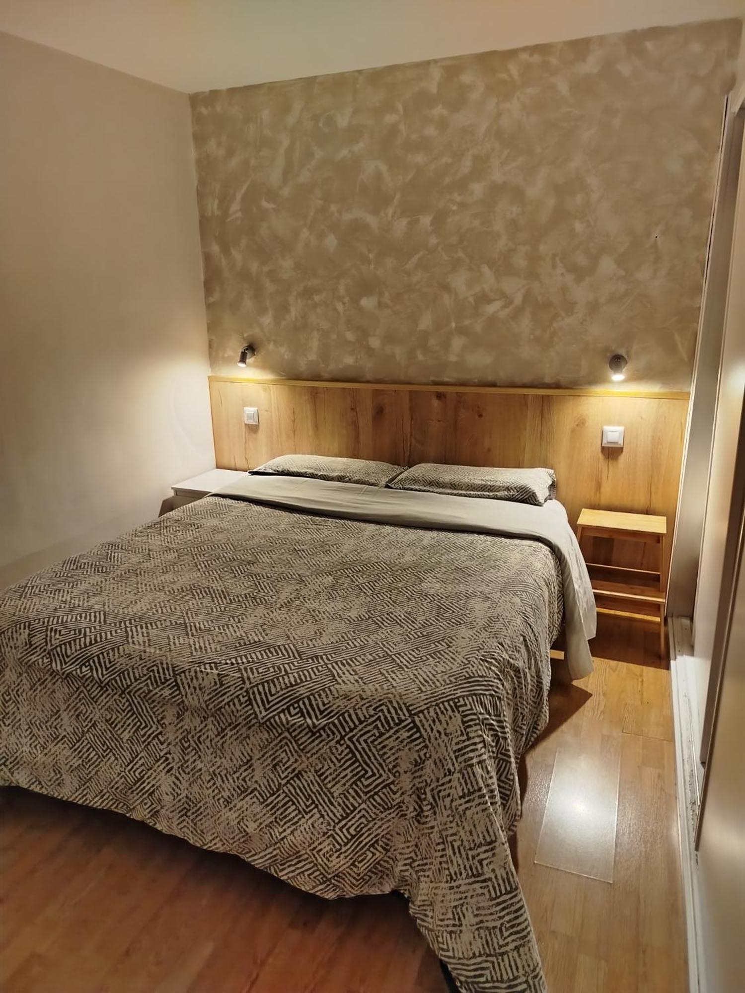 Hostal Santa Ana Colors مدريد المظهر الخارجي الصورة
