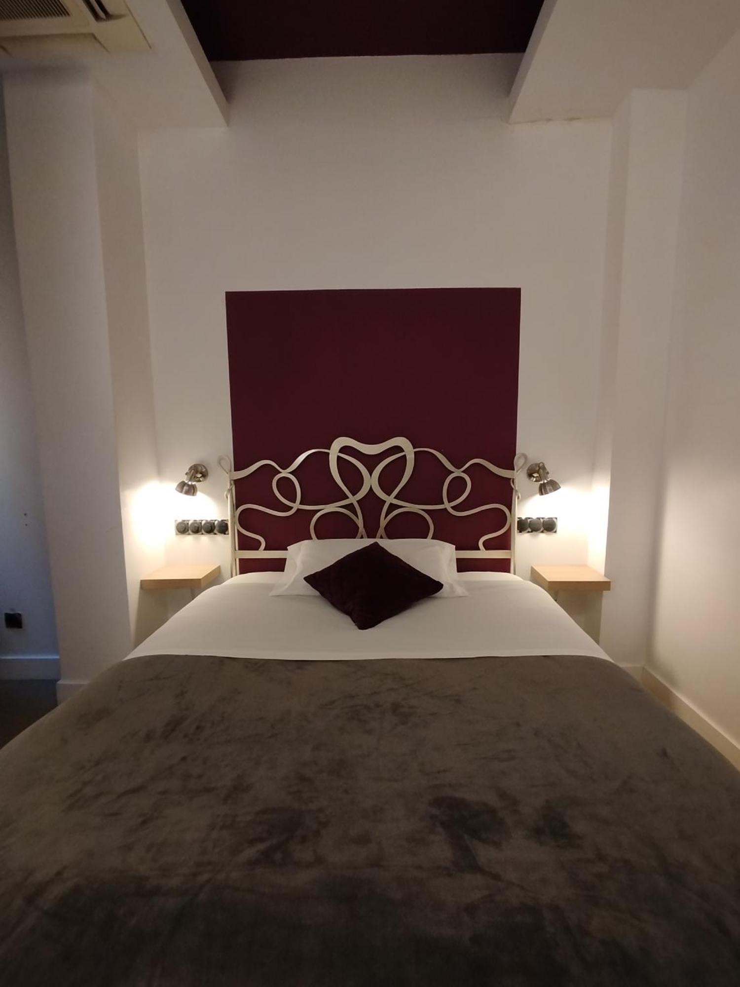 Hostal Santa Ana Colors مدريد المظهر الخارجي الصورة