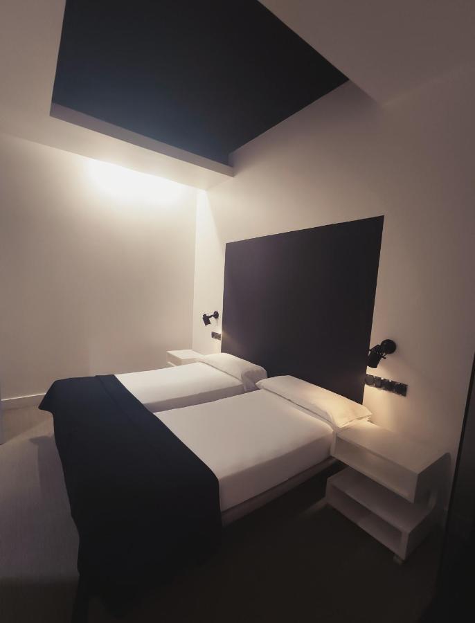 Hostal Santa Ana Colors مدريد المظهر الخارجي الصورة